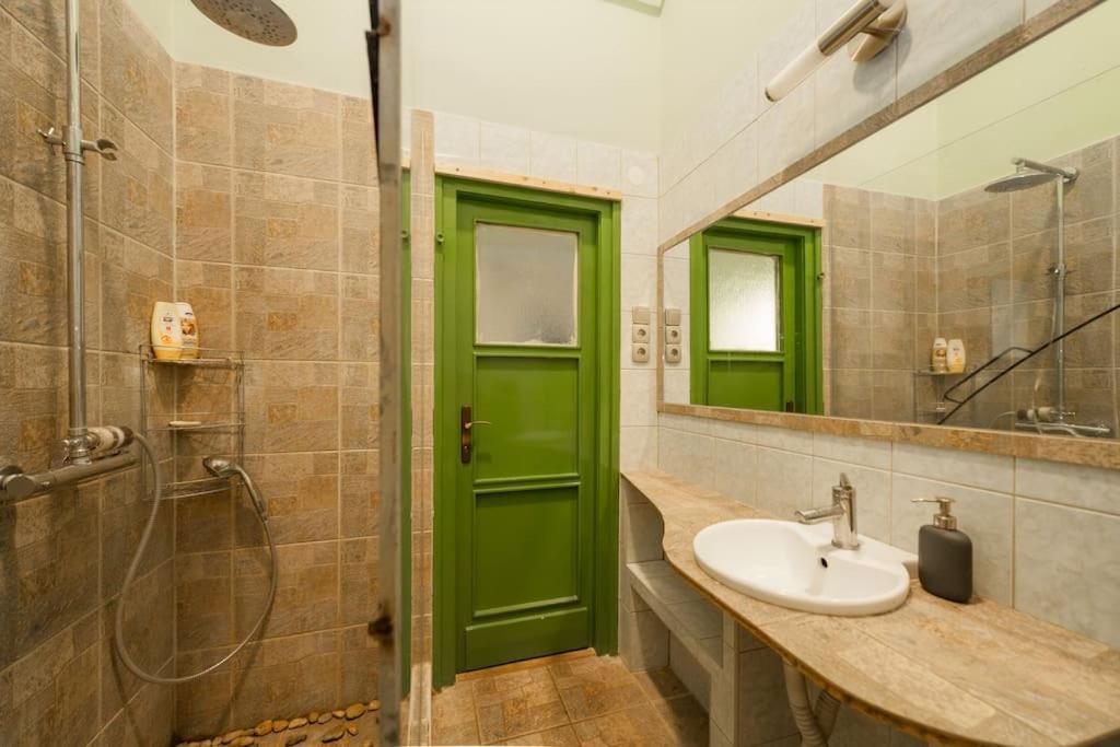 Main Street Apartment / Heart Of Bp Budapest Exterior foto